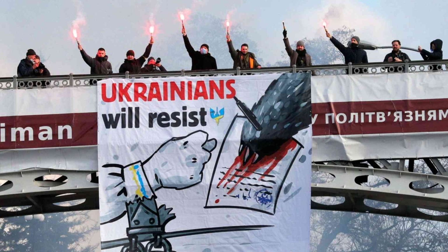 Ucraina, paura e diplomazia. Il colloquio Biden-Putin non "svolta"