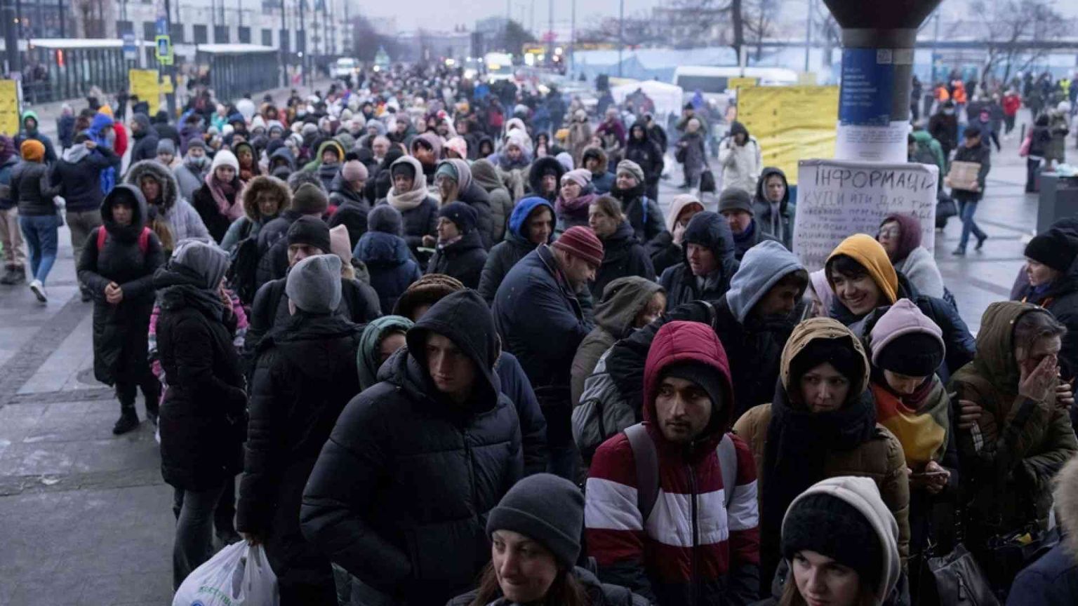 Terminati i colloqui Kiev-Mosca. «Spiraglio sui corridoi umanitari»