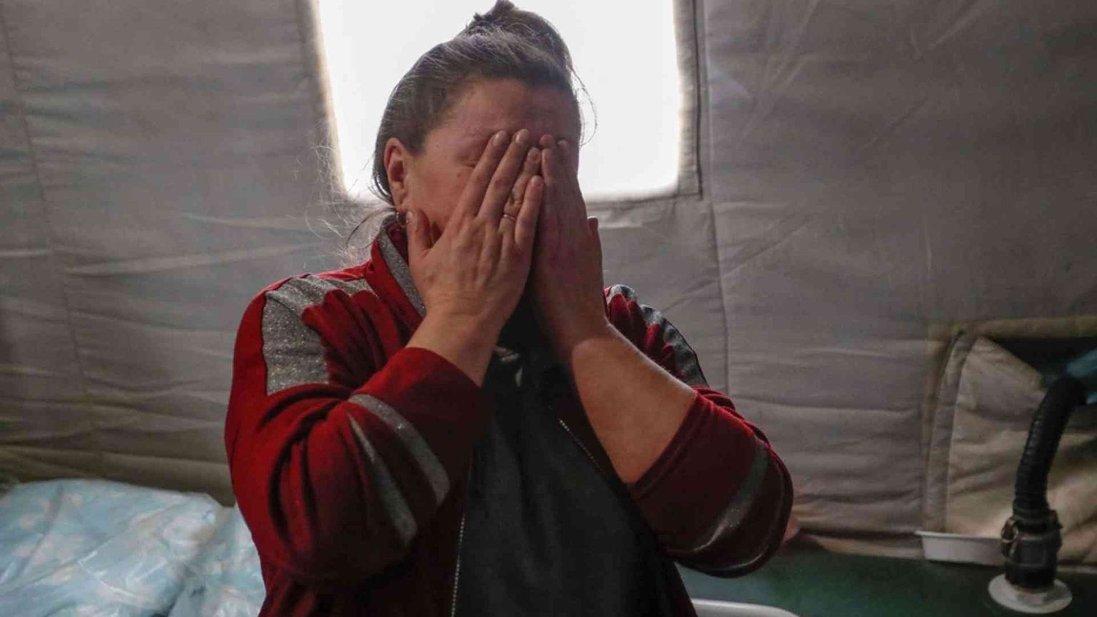 Biden: stop a gas e petrolio russi negli Usa. Nuova tregua per corridoi