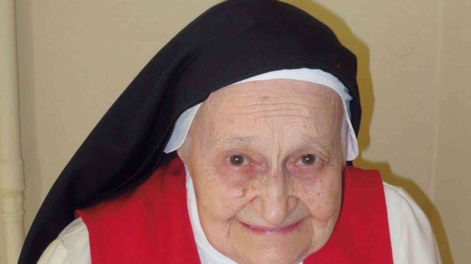 Suor Anna Maria ha compiuto 102 anni