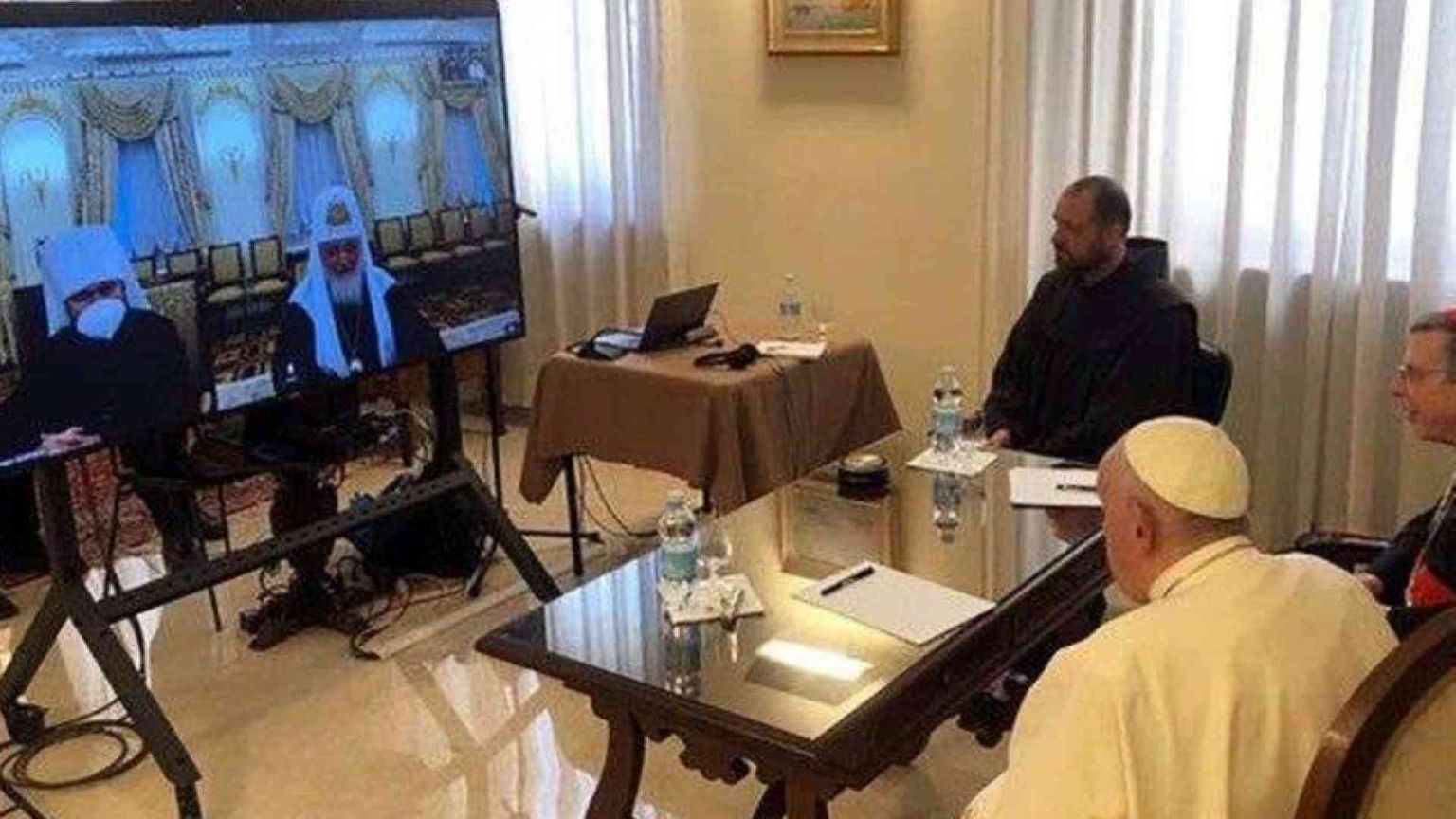 Colloquio online del Papa col patriarca Kirill: la guerra è sempre ingiusta