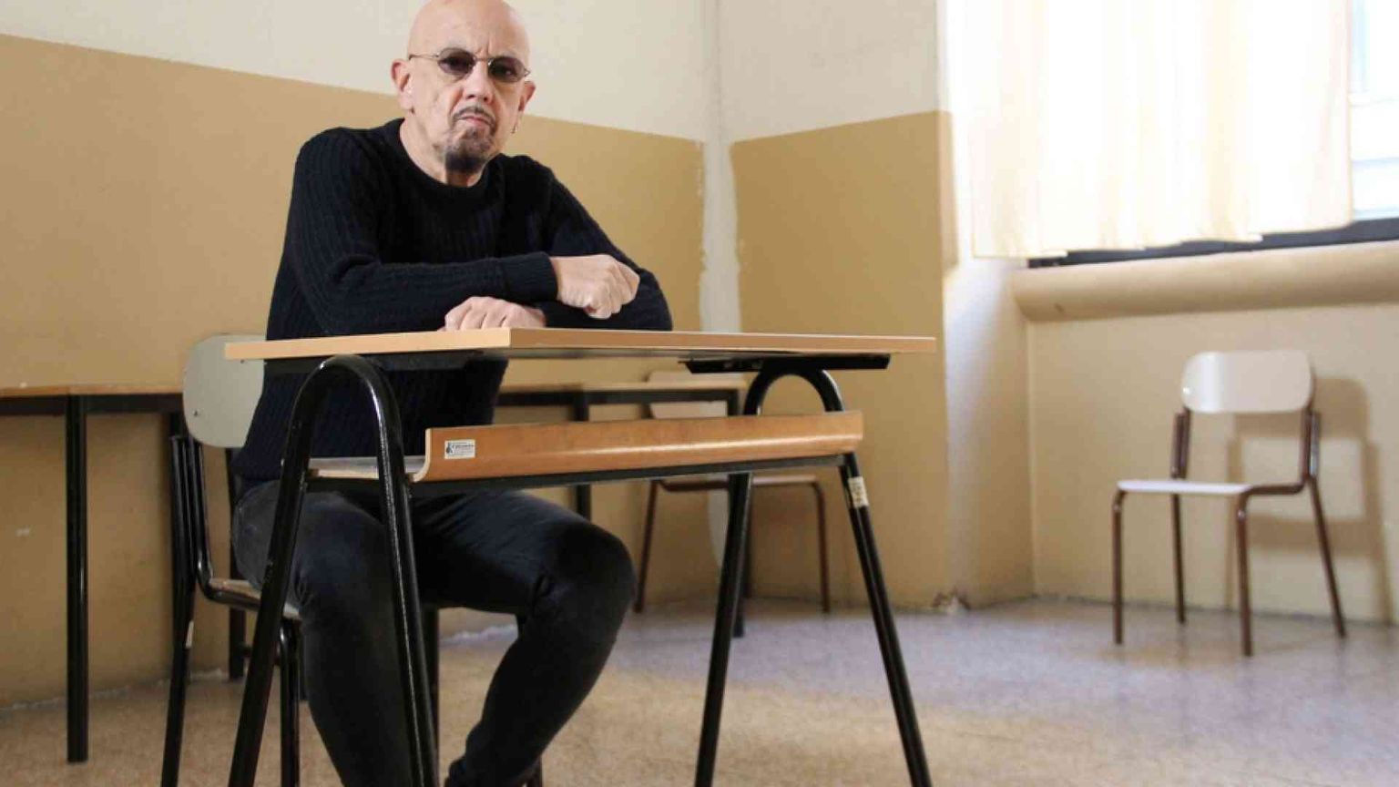 Enrico Ruggeri, l'uomo e l'artista in rivolta pacifica