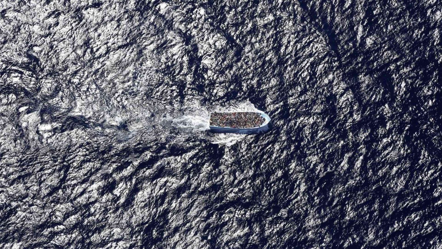 Almeno 17 morti in un naufragio al largo della Tunisia