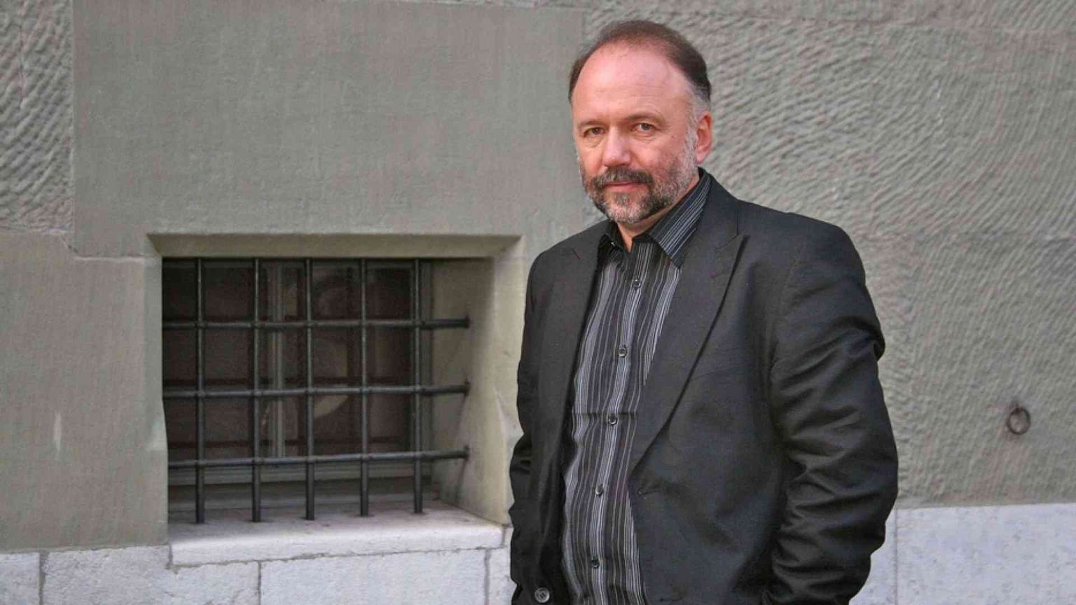 Kurkov: «Il disastro della guerra è nello sguardo dei bambini»