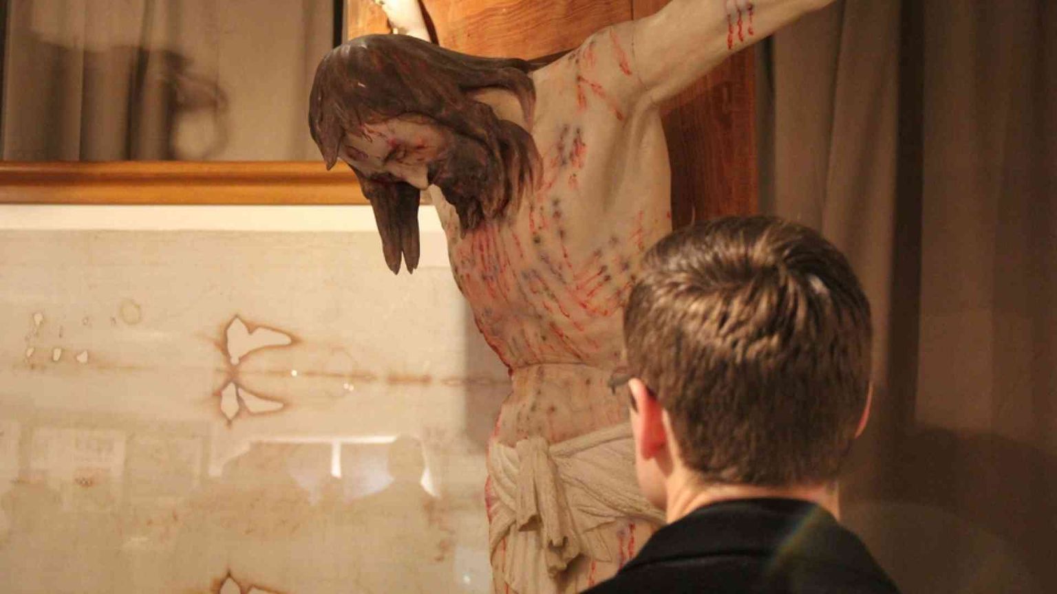 L'uomo della Sindone: la videointervista per capire e riflettere