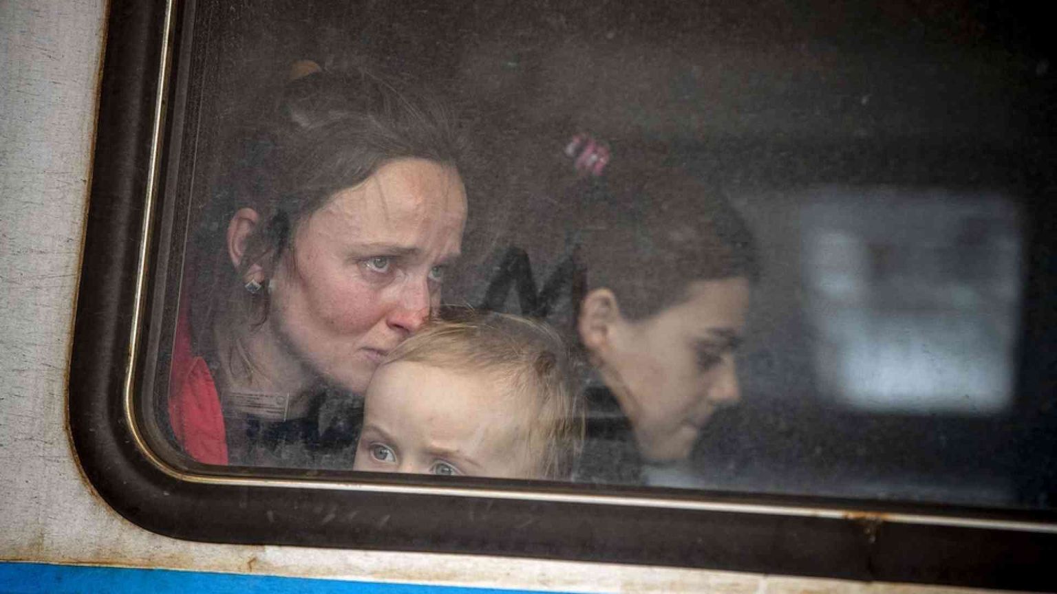 «Le mamme cercano di non piangere, i bambini non ridono più»