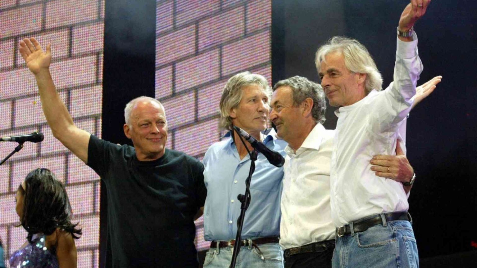 I Pink Floyd dopo 28 anni scrivono insieme per l'Ucraina un nuovo brano