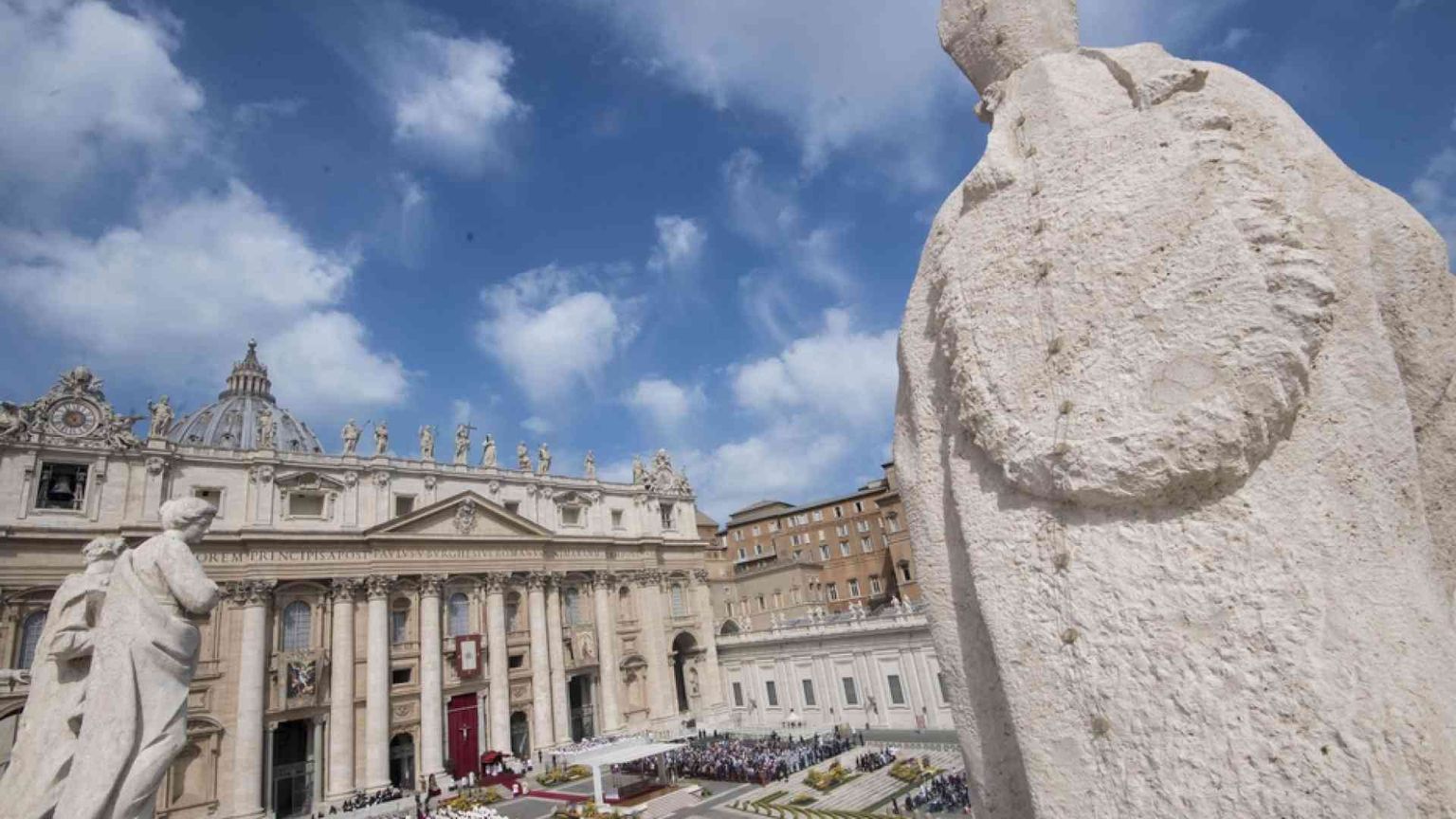 Santo il laico coadiutore salesiano Zatti, beati i martiri di Boves