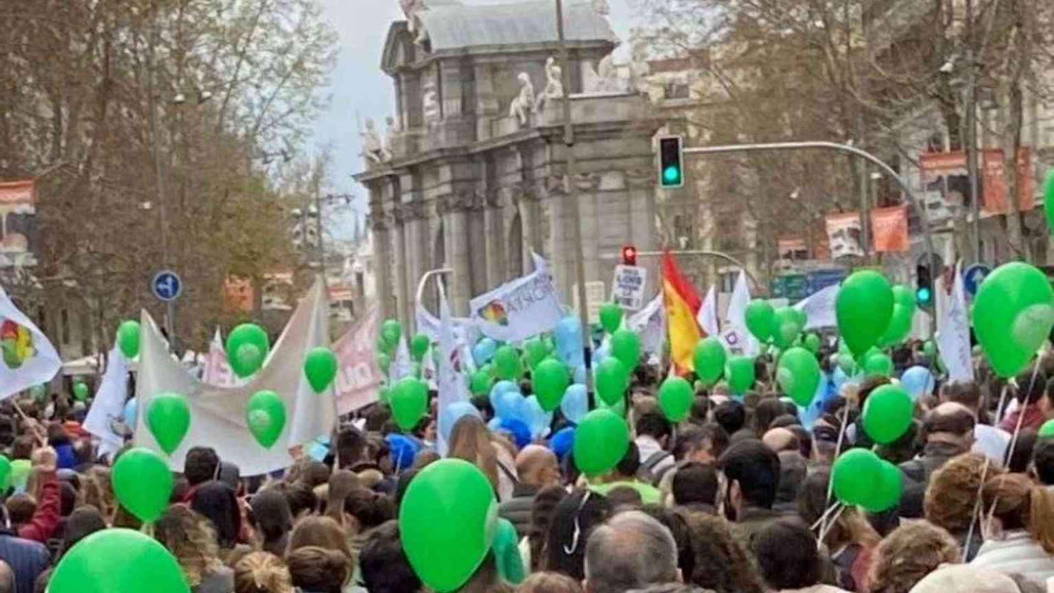 Spagna, ora manifestare contro gli aborti può far finire in carcere