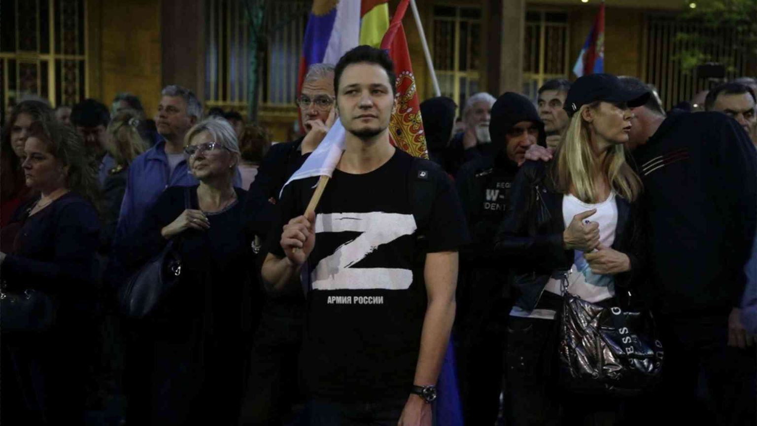 Tornano le delazioni stile Urss: non basta dire sì a Putin, serve "entusiasmo"