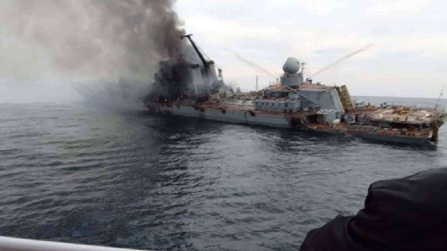 Le madri del Moskva: «Ci ignorano». La cyber-rivolta dei parenti dei marinai