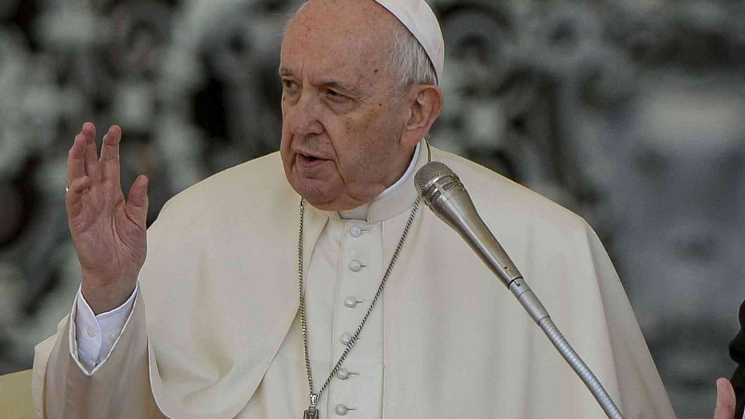 Il Papa: non incontrerò Kirill per ora. E spiega perché non va a Kiev