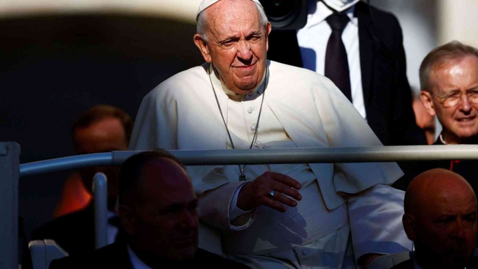 Il Papa: chi può fermare la guerra, ascolti il nostro grido di pace