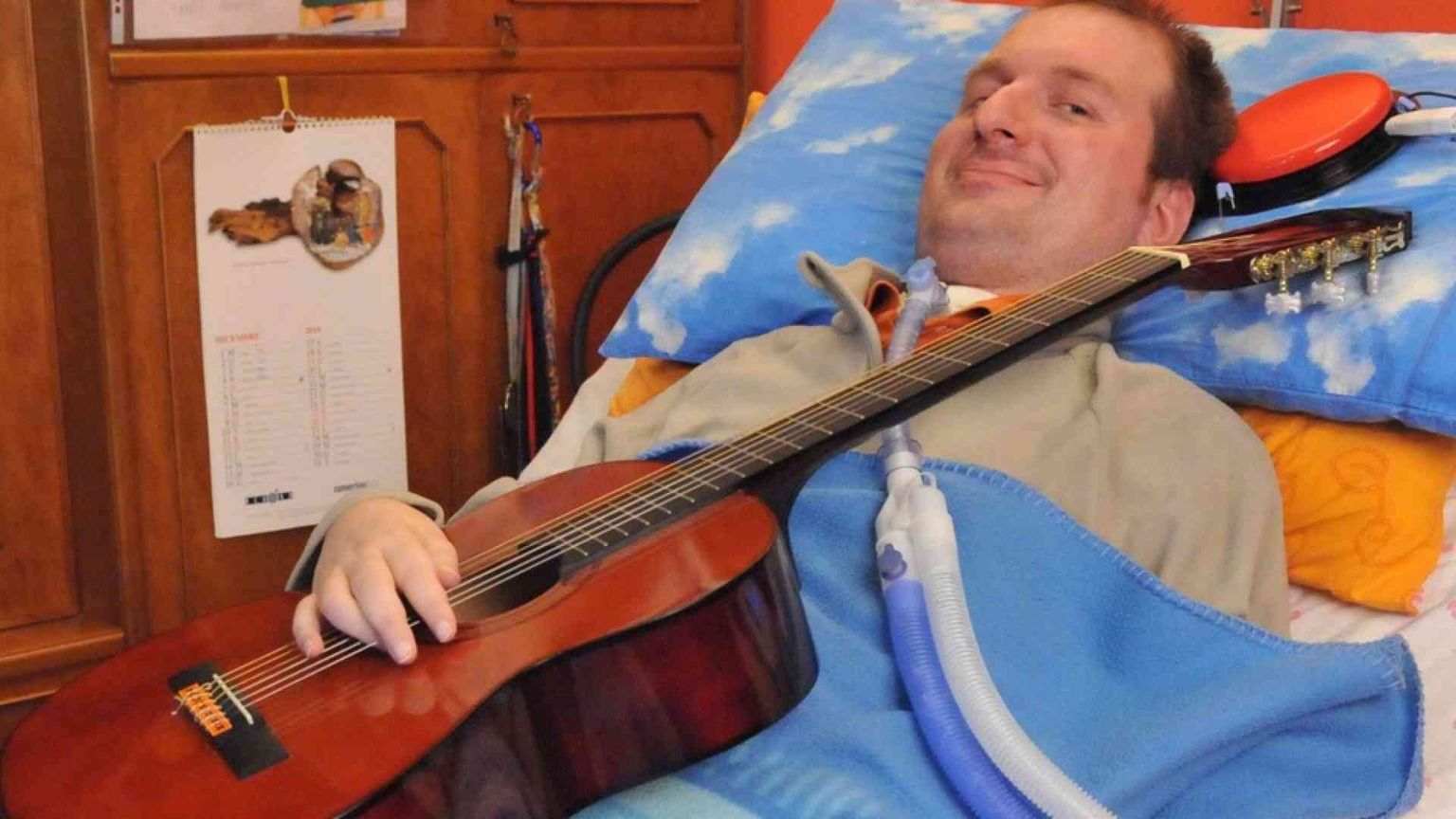 Le tre vite di Omar, in viaggio oltre la Sla