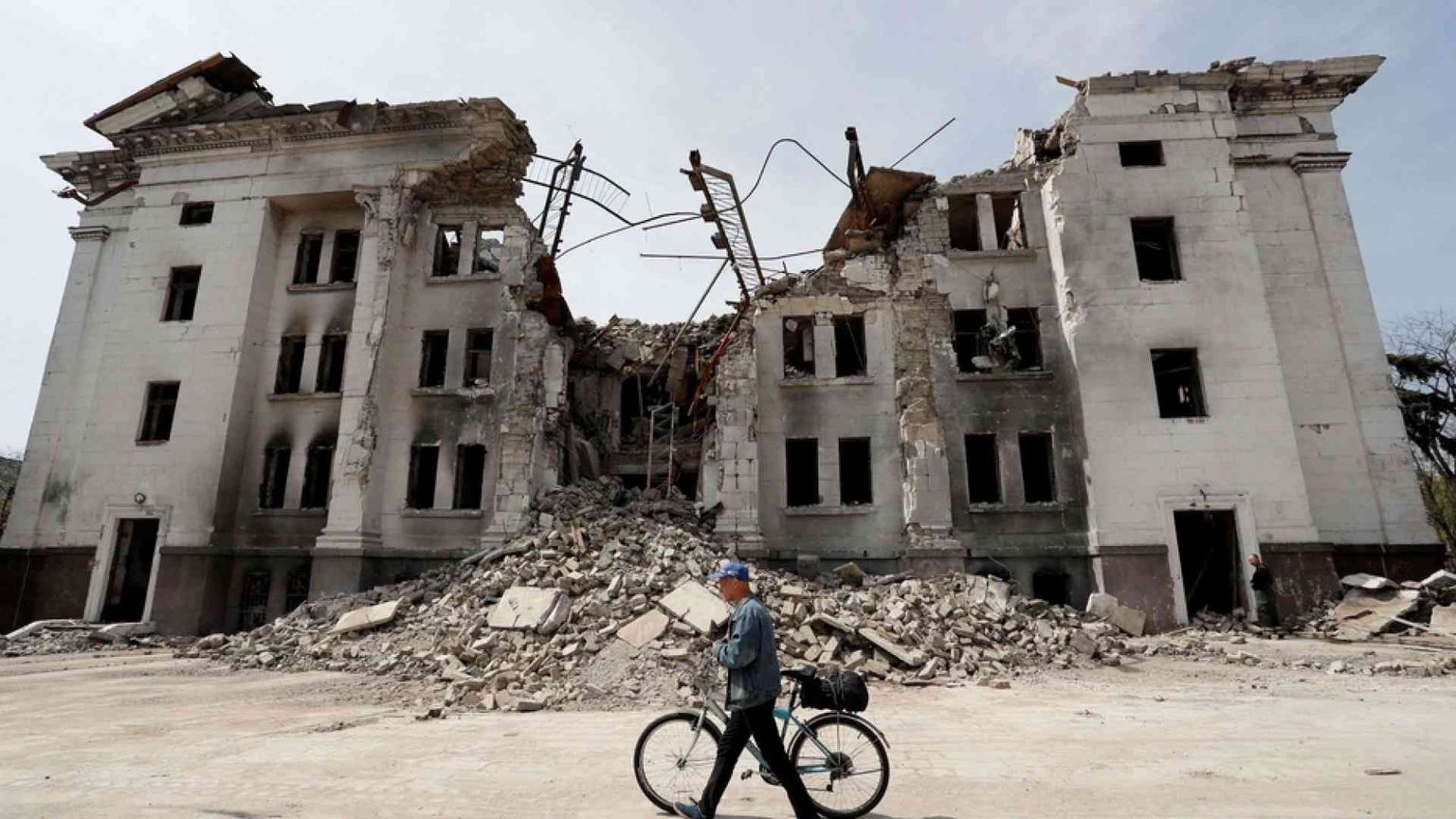 “L’attacco russo al teatro di Mariupol ha provocato 600 morti"