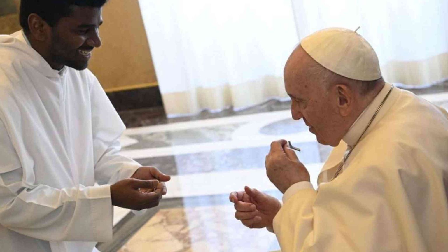 Il Papa: ci sono più schiavi oggi che nel passato