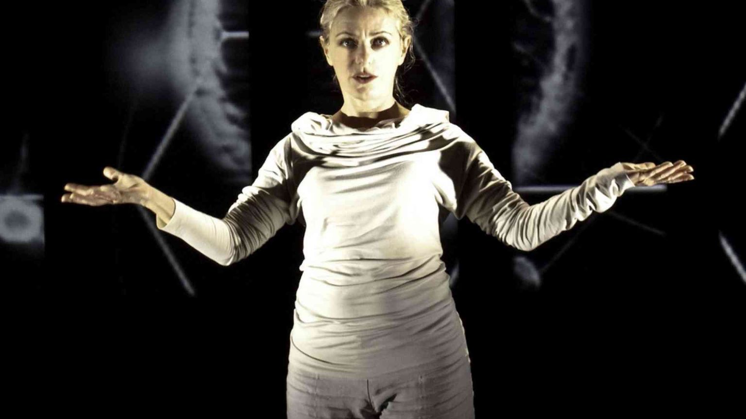 Lucilla Giagnoni: «Patmos ed Edipo, la cecità che rivela la verità»