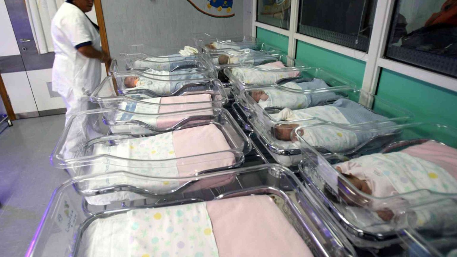 L'Assegno unico non fa il miracolo: crollano le nascite a marzo