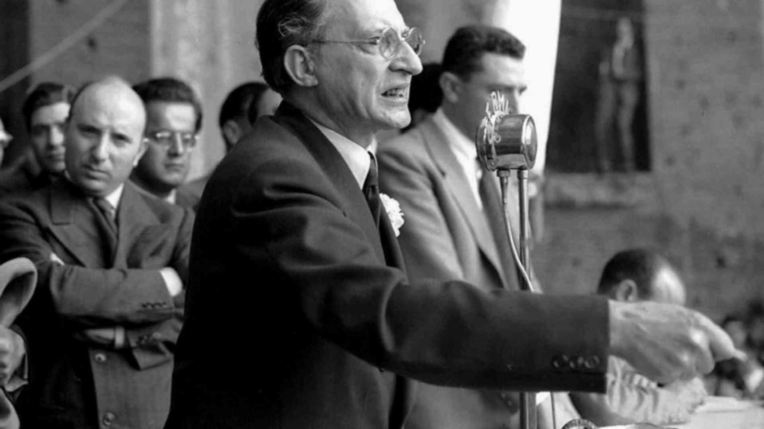 Idee ricostruttive per l'oggi (un incontro di umanesimi)