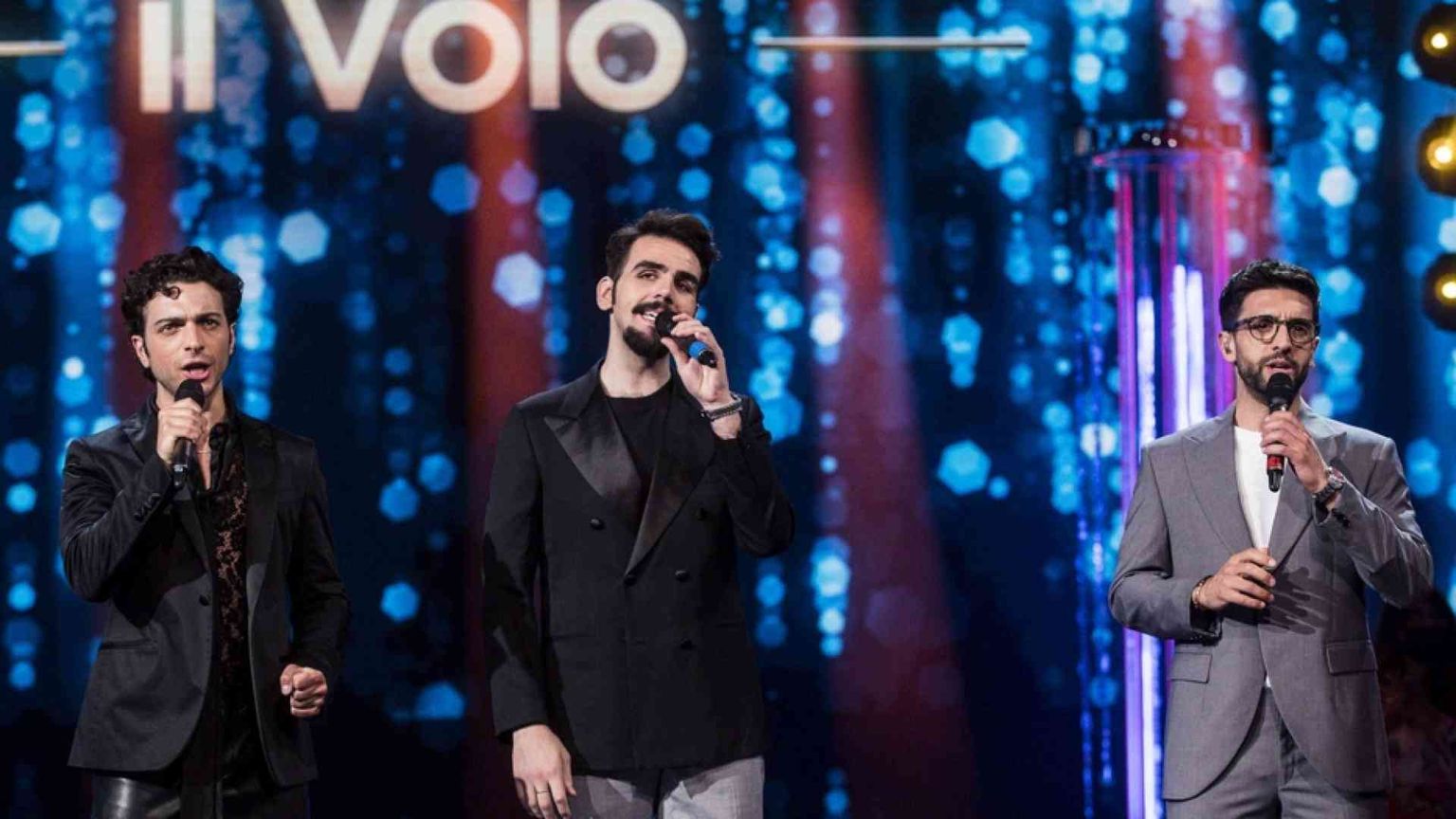 Il Volo per il 2 giugno e l'Incontro Mondiale delle Famiglie