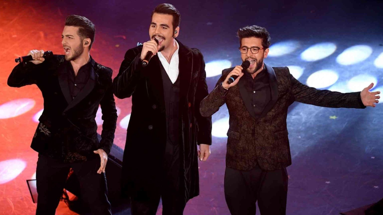 Il Volo per il 2 giugno e l'Incontro Mondiale delle Famiglie