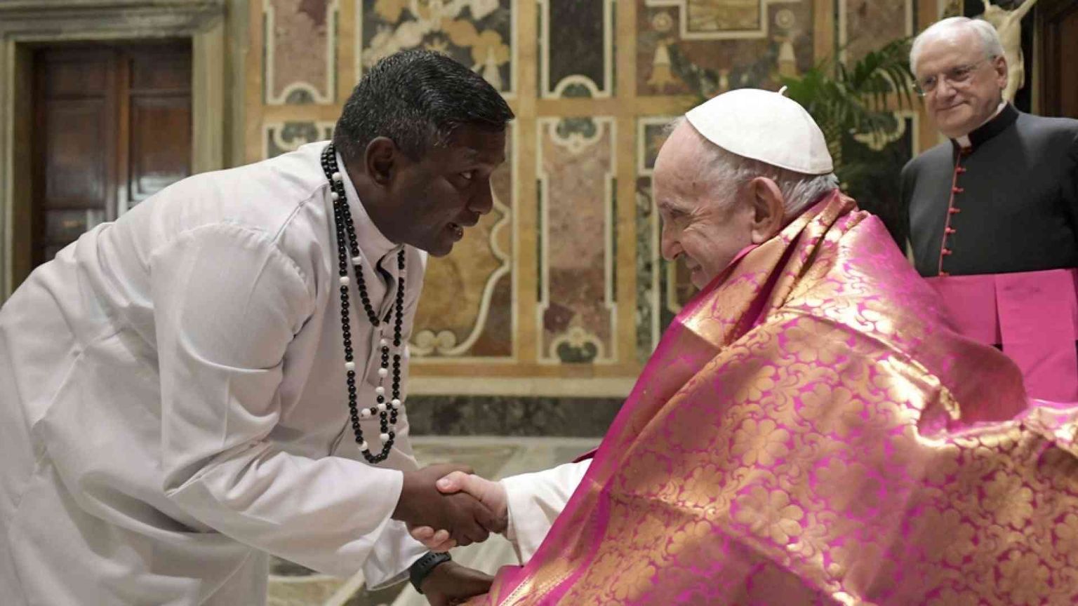 Papa Francesco: il 3 luglio celebrerò Messa con la comunità congolese a Roma