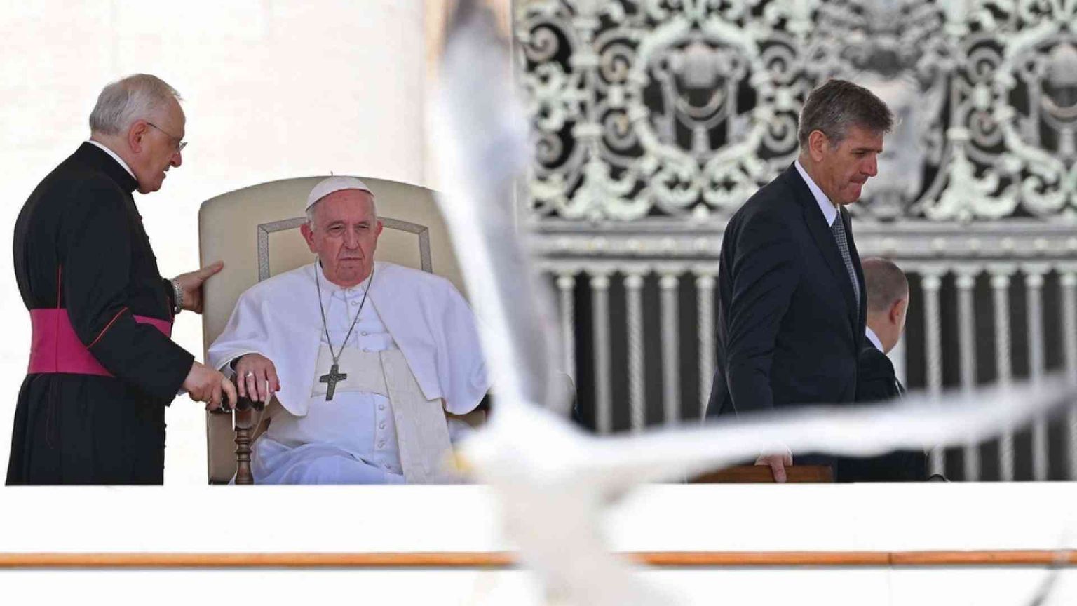 Il Papa: la guerra in Ucraina non "abitudine", ma martirio di un popolo