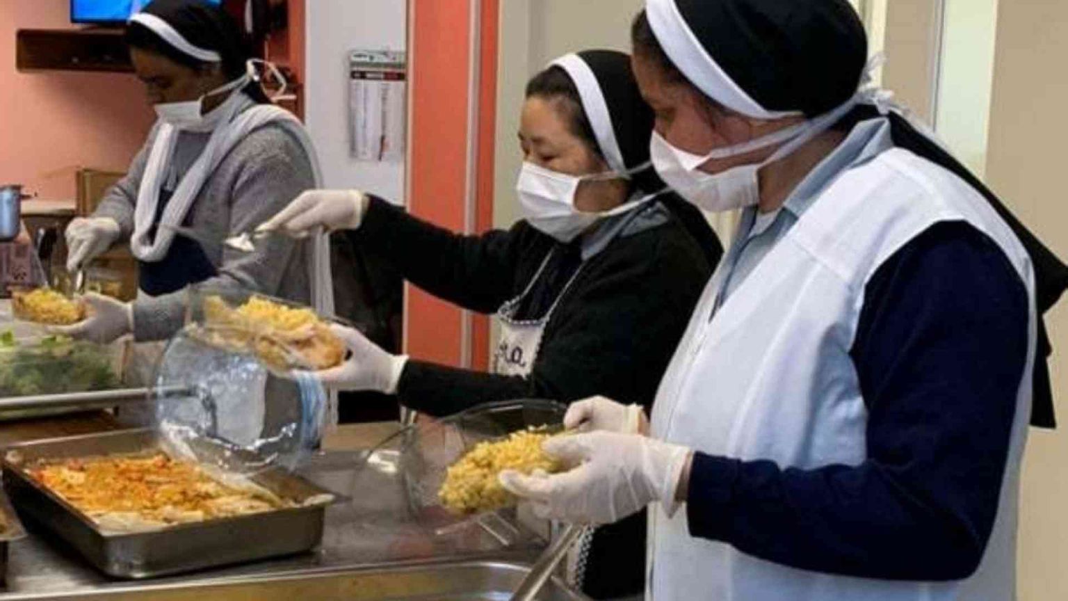 Tanti i gesti della solidarietà concreta della Chiesa