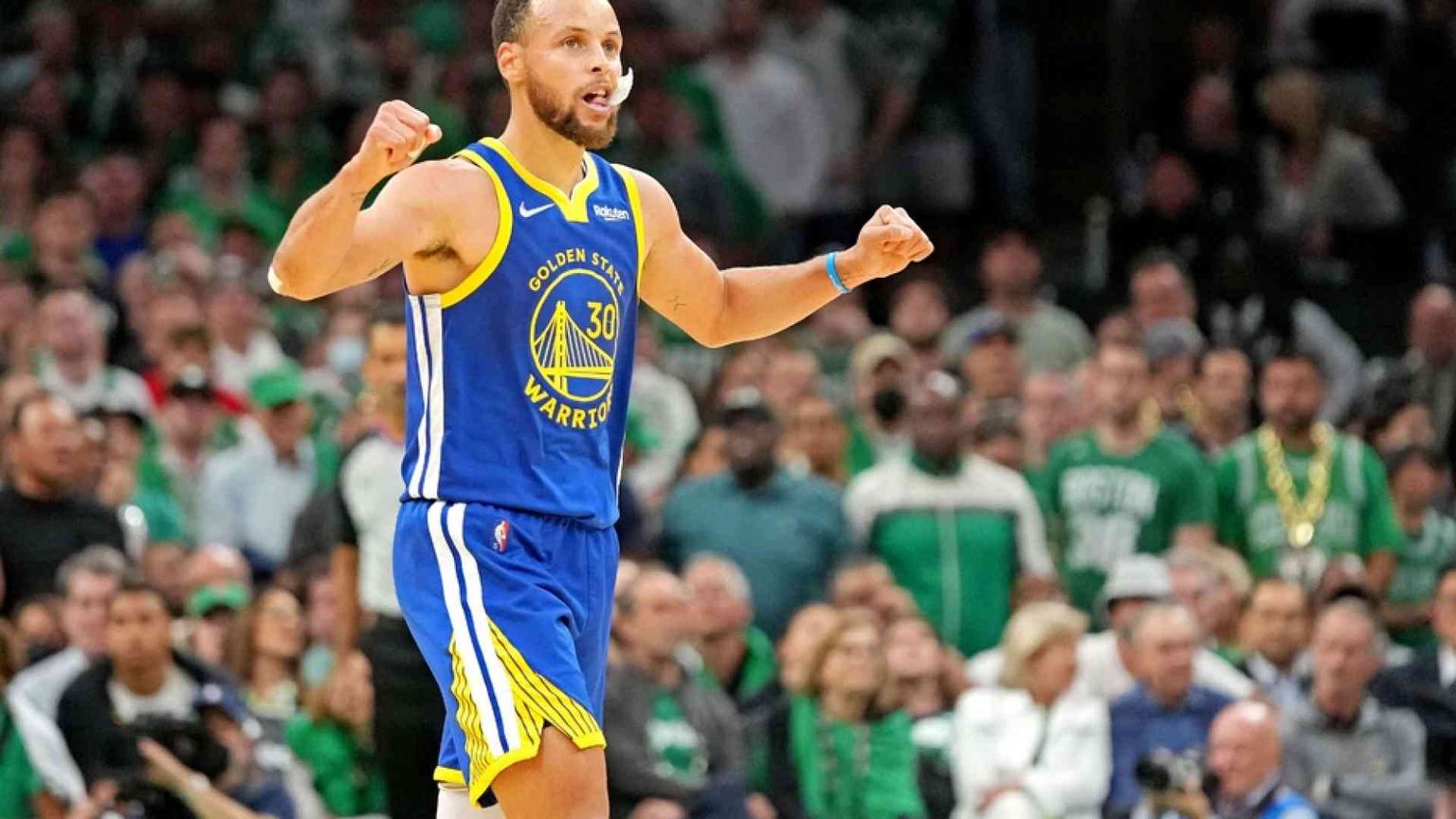 Curry il fenomeno, tra fede e canestri