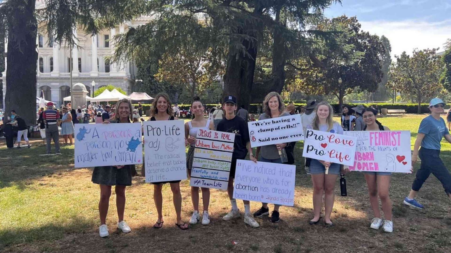 Manchin e Sinema, i senatori dem che fermano la legge federale Usa sull’aborto