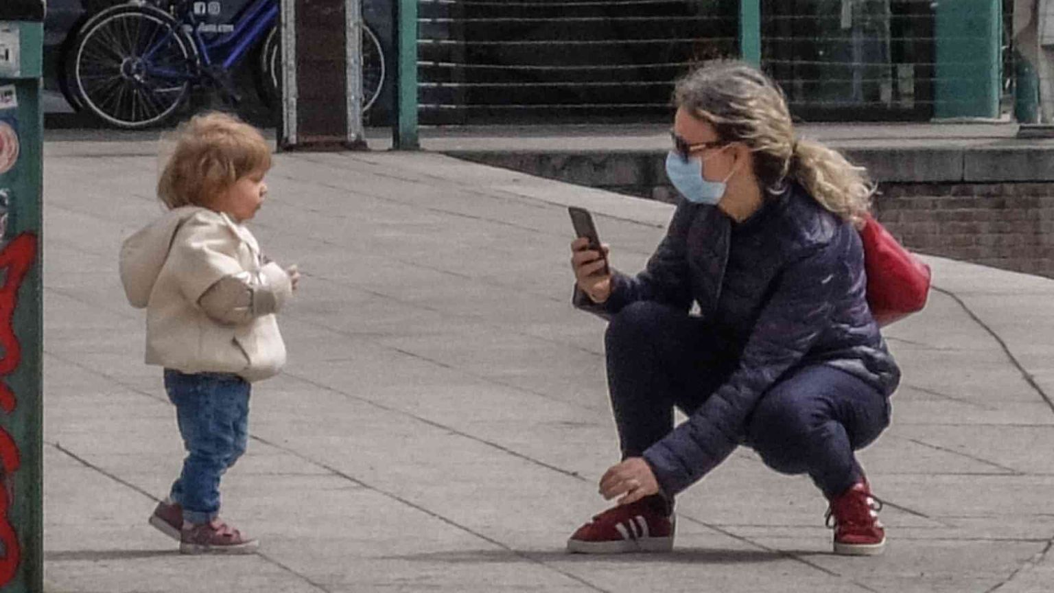 Quei figli che picchiano i genitori: la pandemia educativa dimenticata