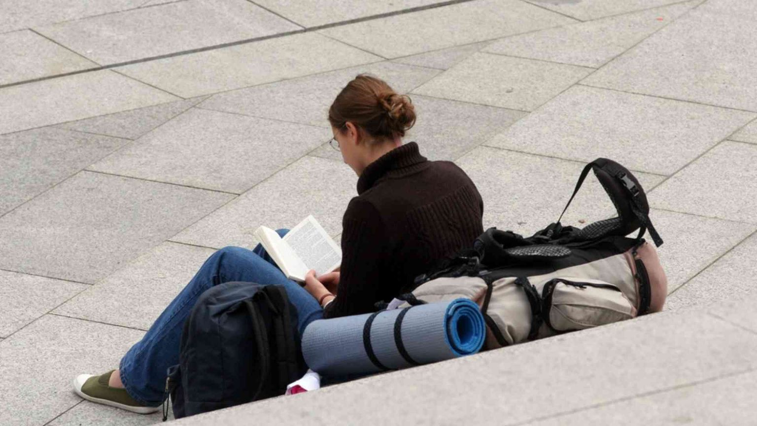 10 libri da mettere in valigia: i consigli per lettori da 11 a 13 anni