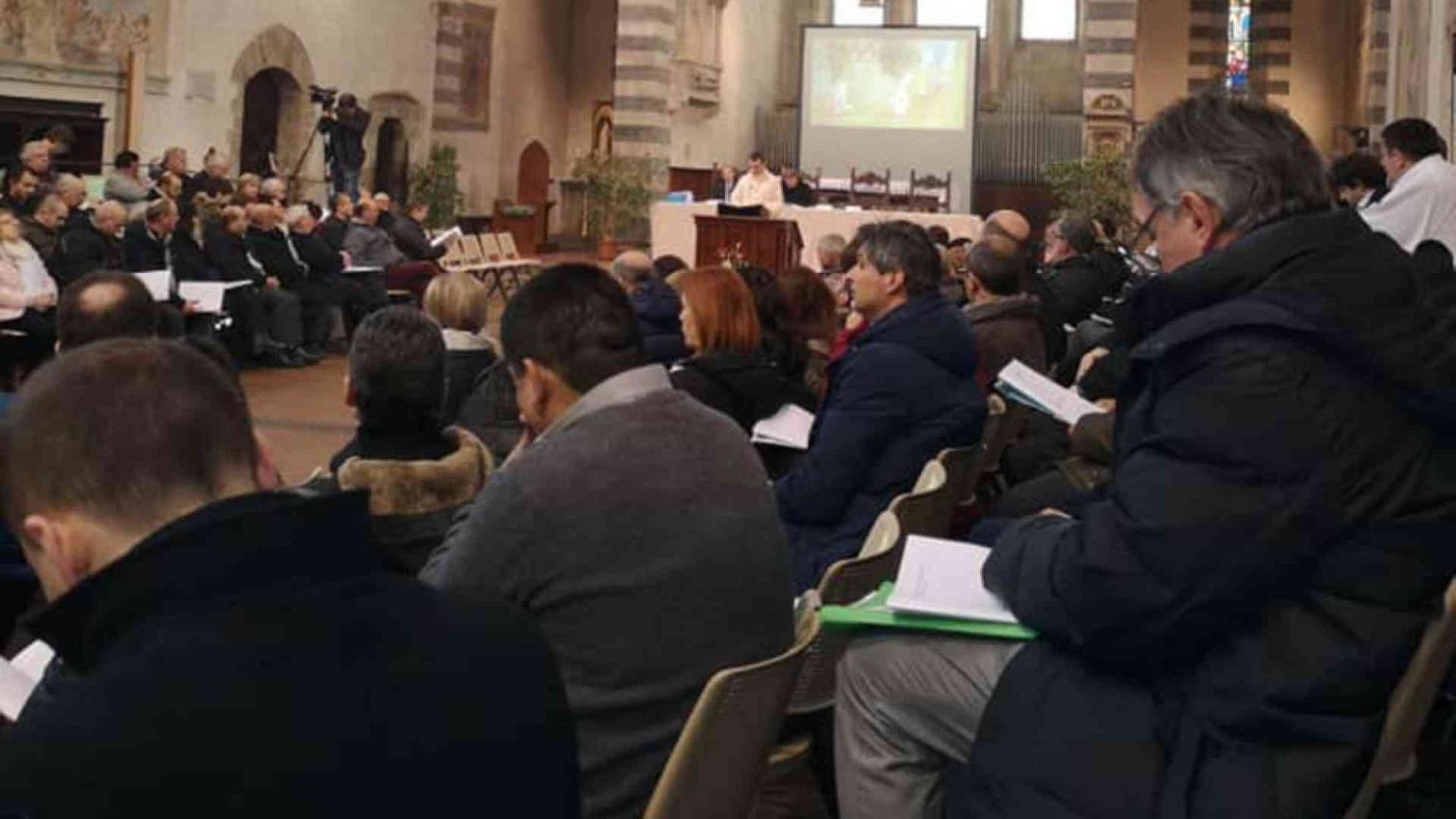 Secondo anno del Cammino sinodale della Chiesa italiana: i cantieri dell'ascolto