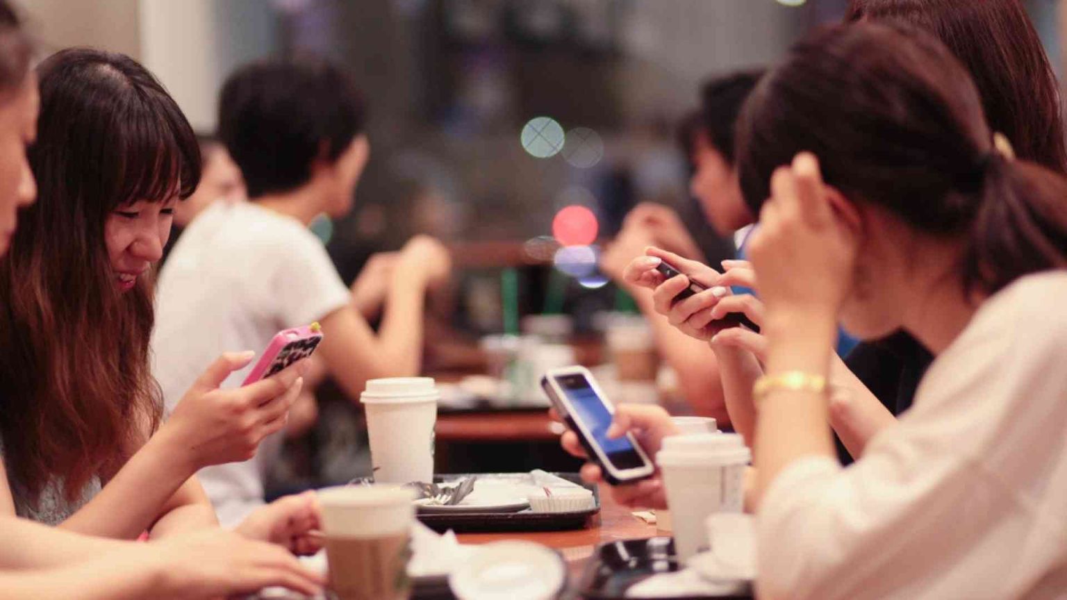 Quella girandola di distrazioni digitali che mina la nostra concentrazione