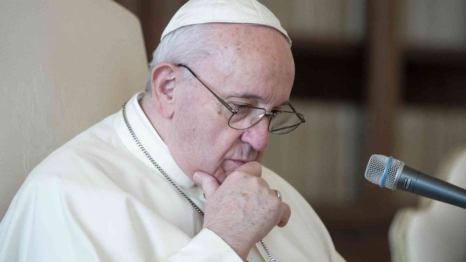 Il Papa: "I media digitali, un potente mezzo per promuovere la pace"