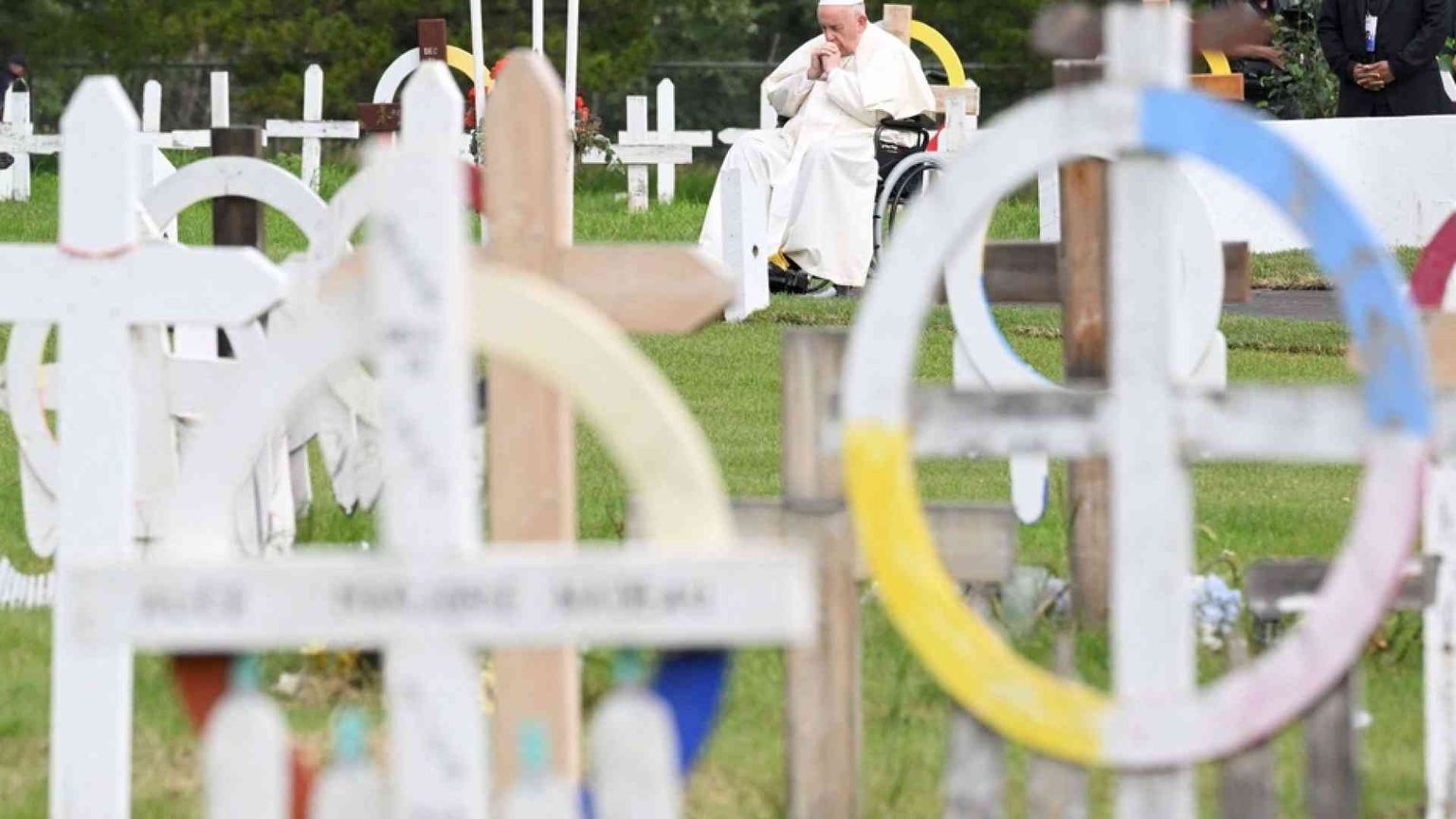 Il Papa: «Invoco perdono per il male fatto agli indigeni da tanti cristiani»