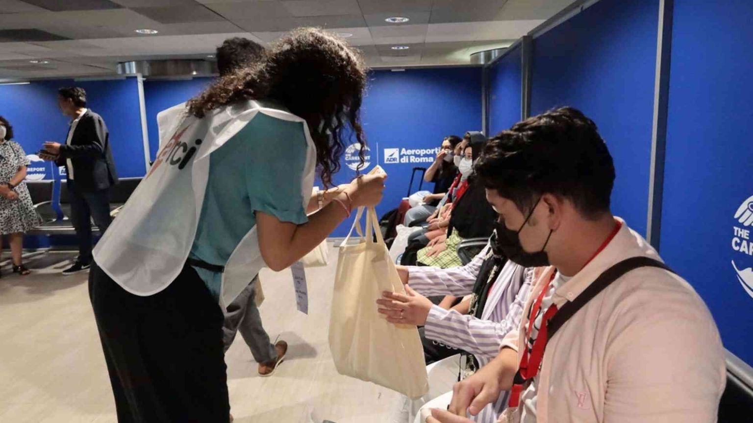 Arrivati 300 rifugiati afghani grazie ai corridoi. Attesi altri 900