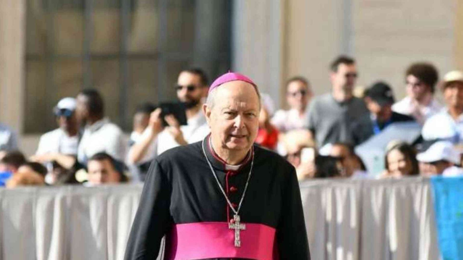 Il nuovo cardinale Oscar Cantoni: sorretto dalla mia diocesi