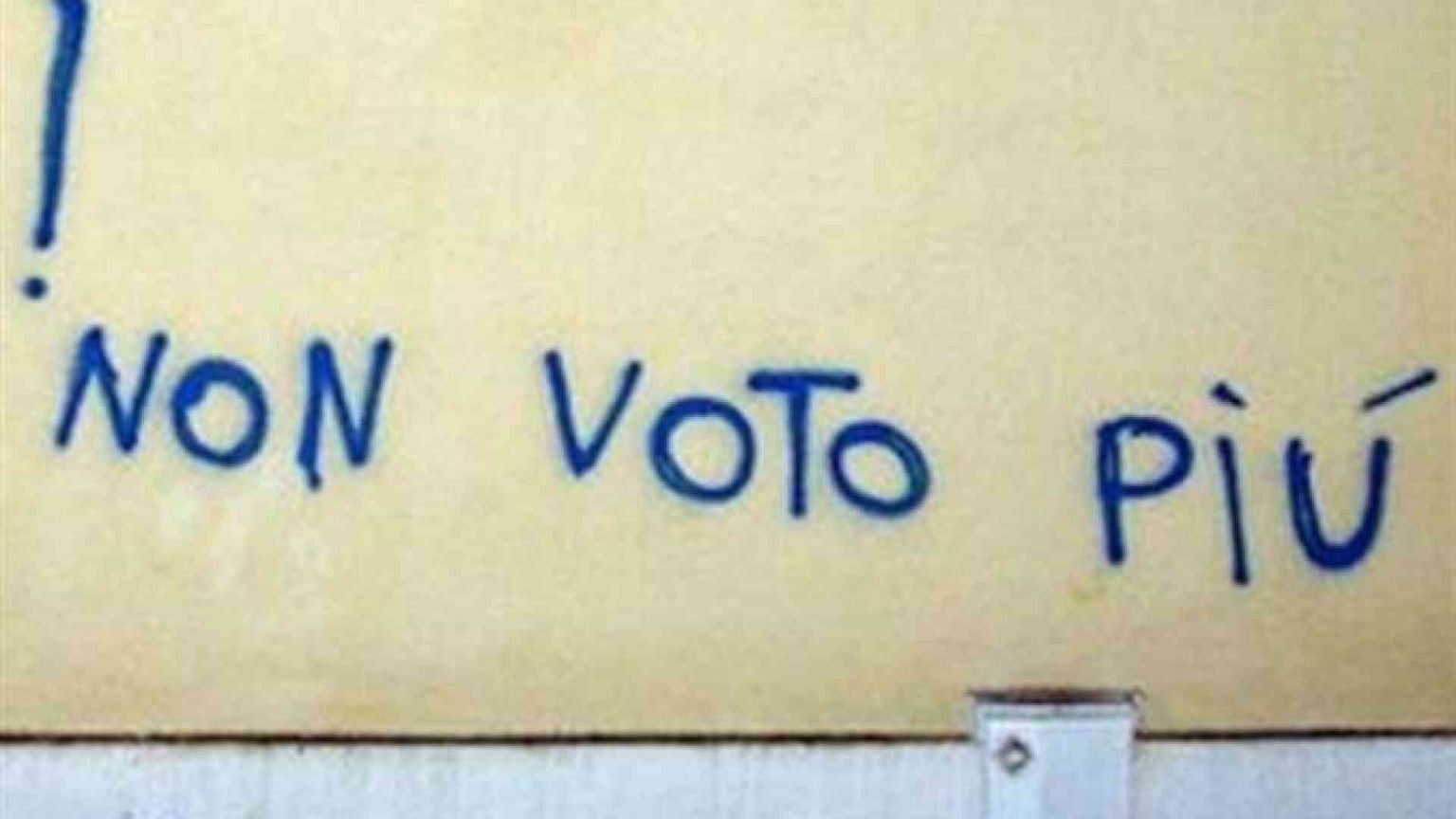 Giovani, il fantasma dell'astensione: «Questa politica non ci rappresenta»