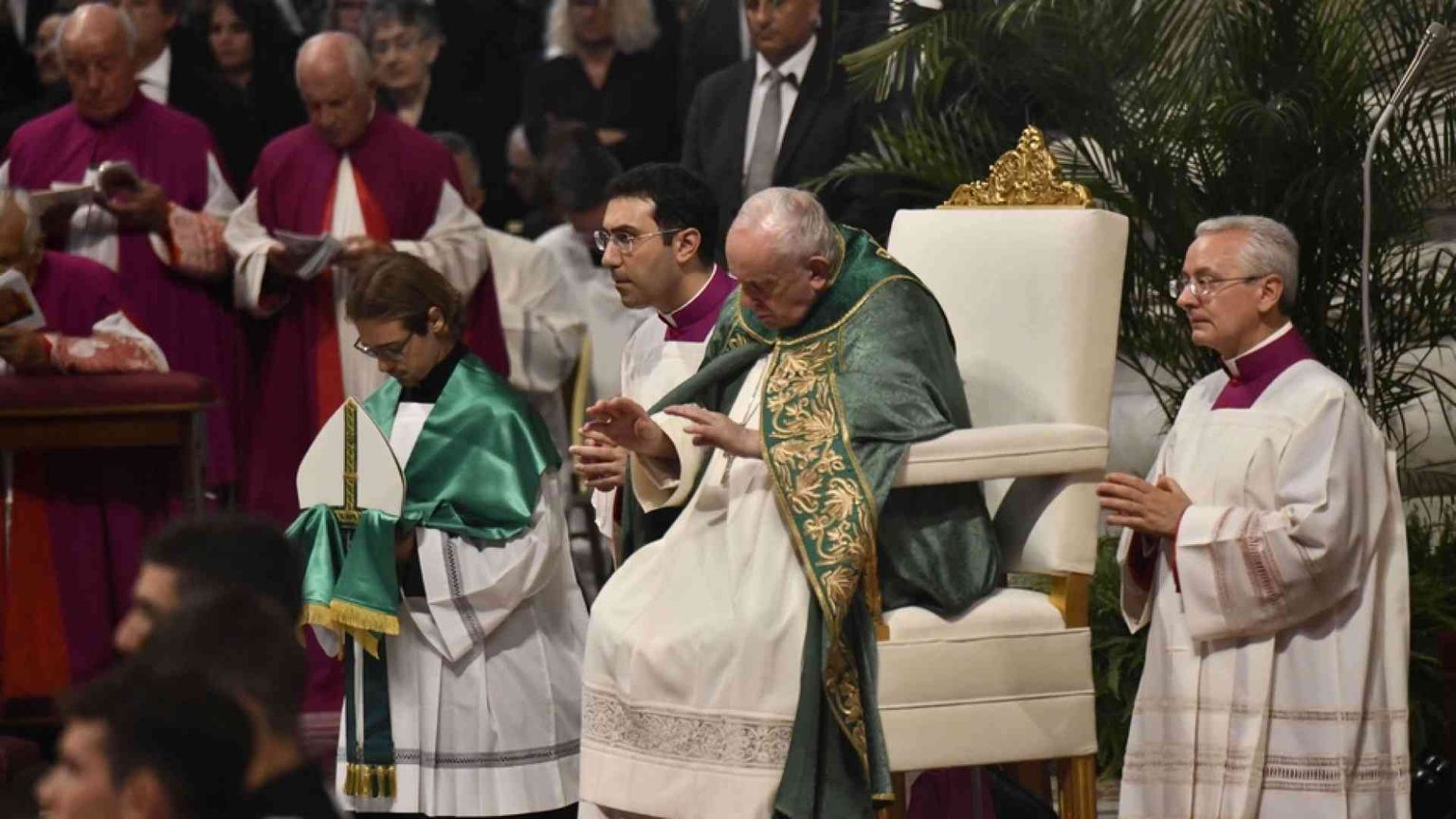 Papa Francesco ai cardinali: mai perdere lo stupore, via di salvezza