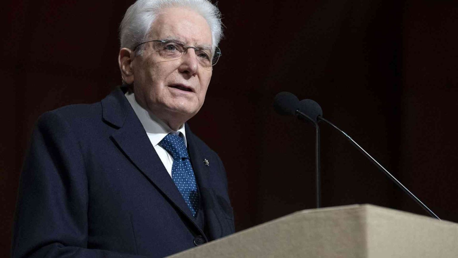 Mattarella: aumento dell'energia anche per "meccanismi irragionevoli"
