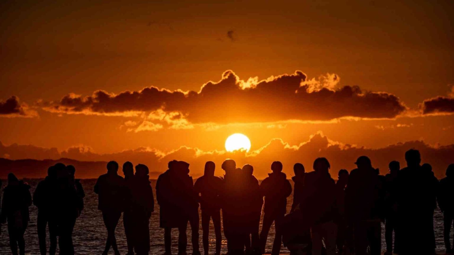 Oltre edonismo e disagio sociale. Ripartire dalle passioni positive