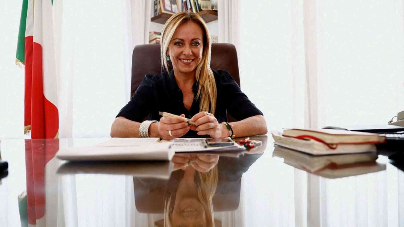 Meloni: no a governi arcobaleno, la priorità del Paese è la natalità