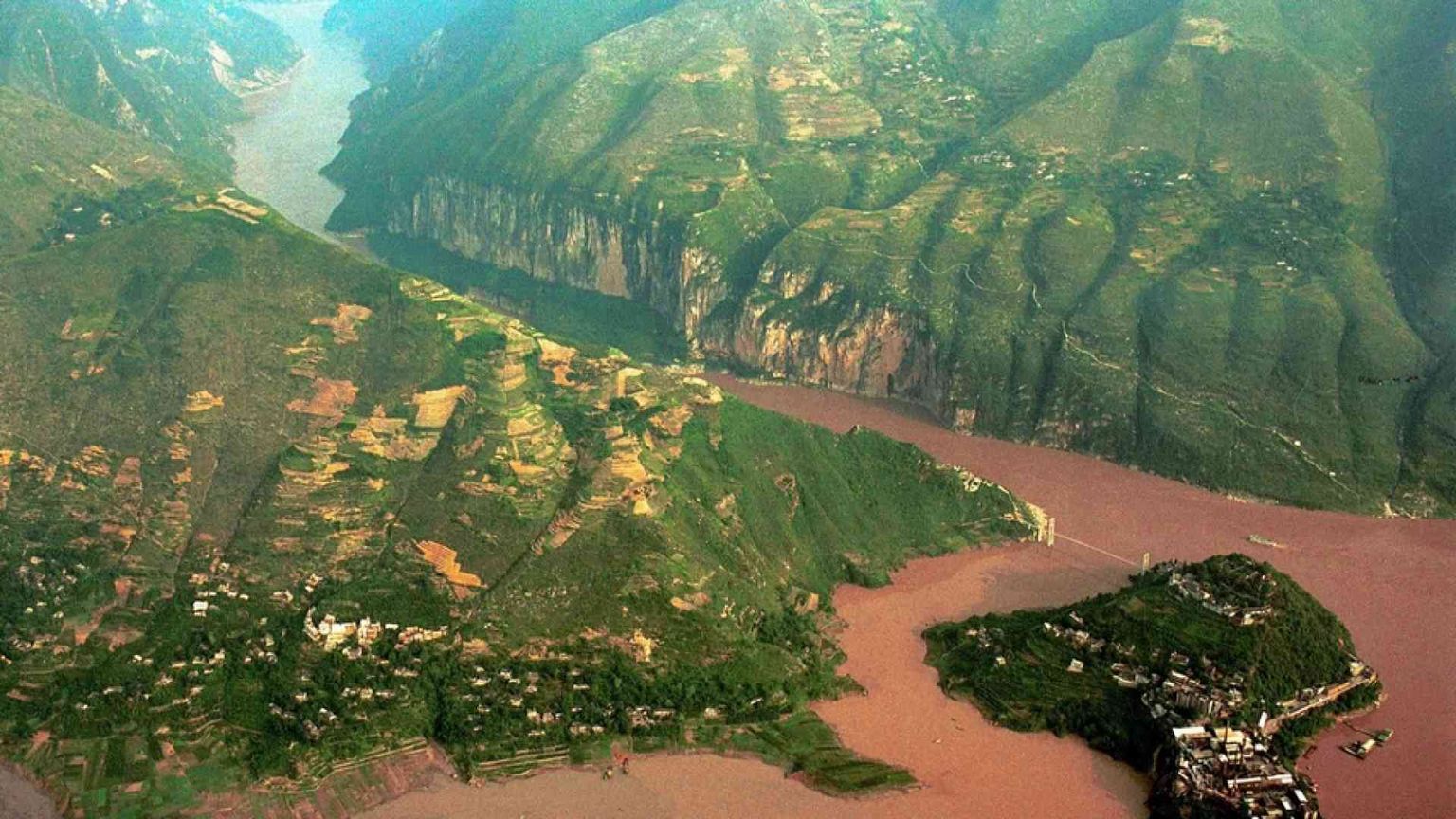 Cina, il piano di una maxi diga in Tibet allarma le comunità