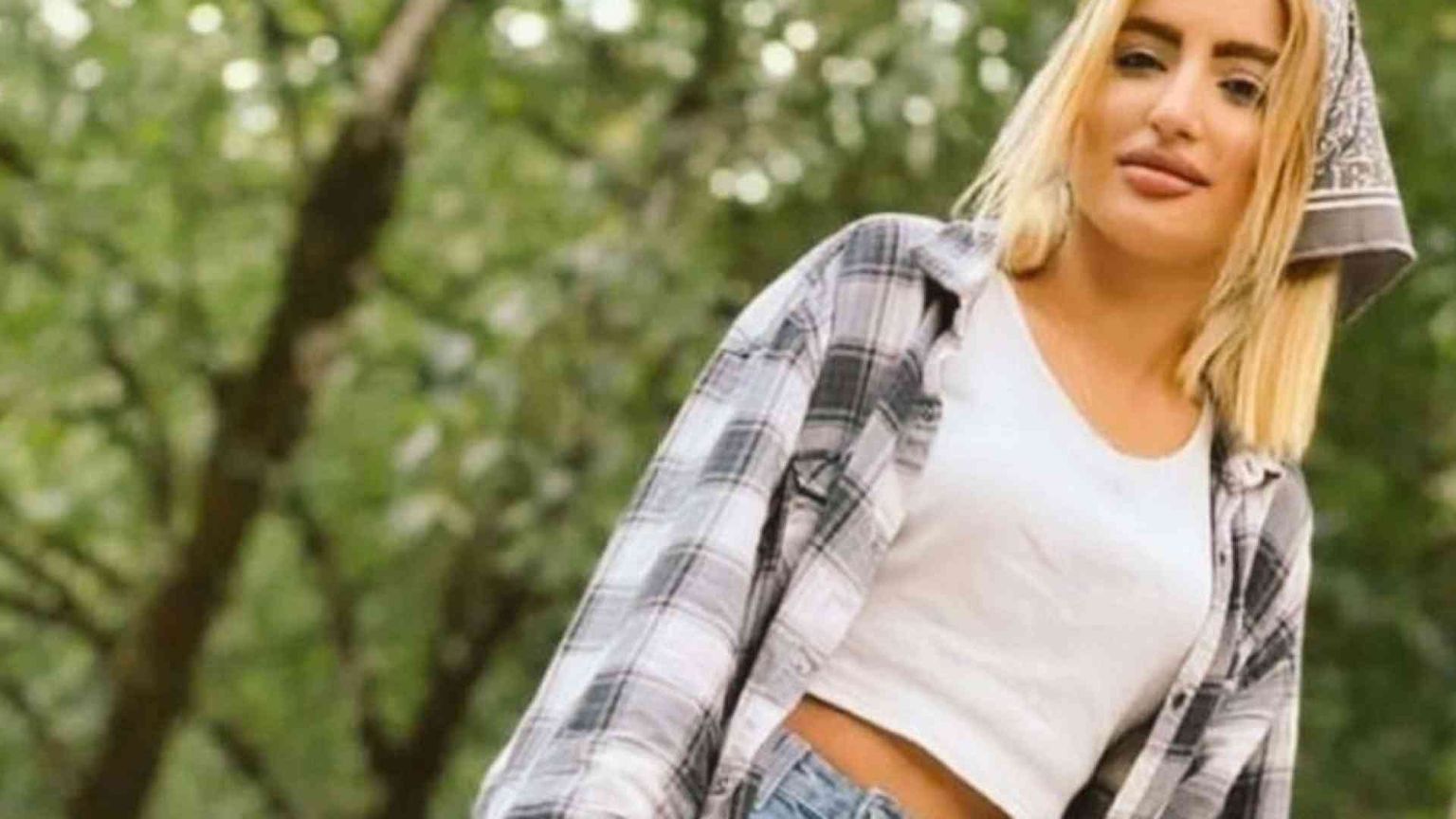 In Iran uccisa la ragazza simbolo delle proteste contro il velo