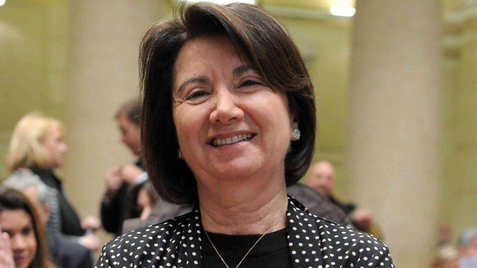 Roccella: «In Parlamento per restituire prestigio alla maternità»
