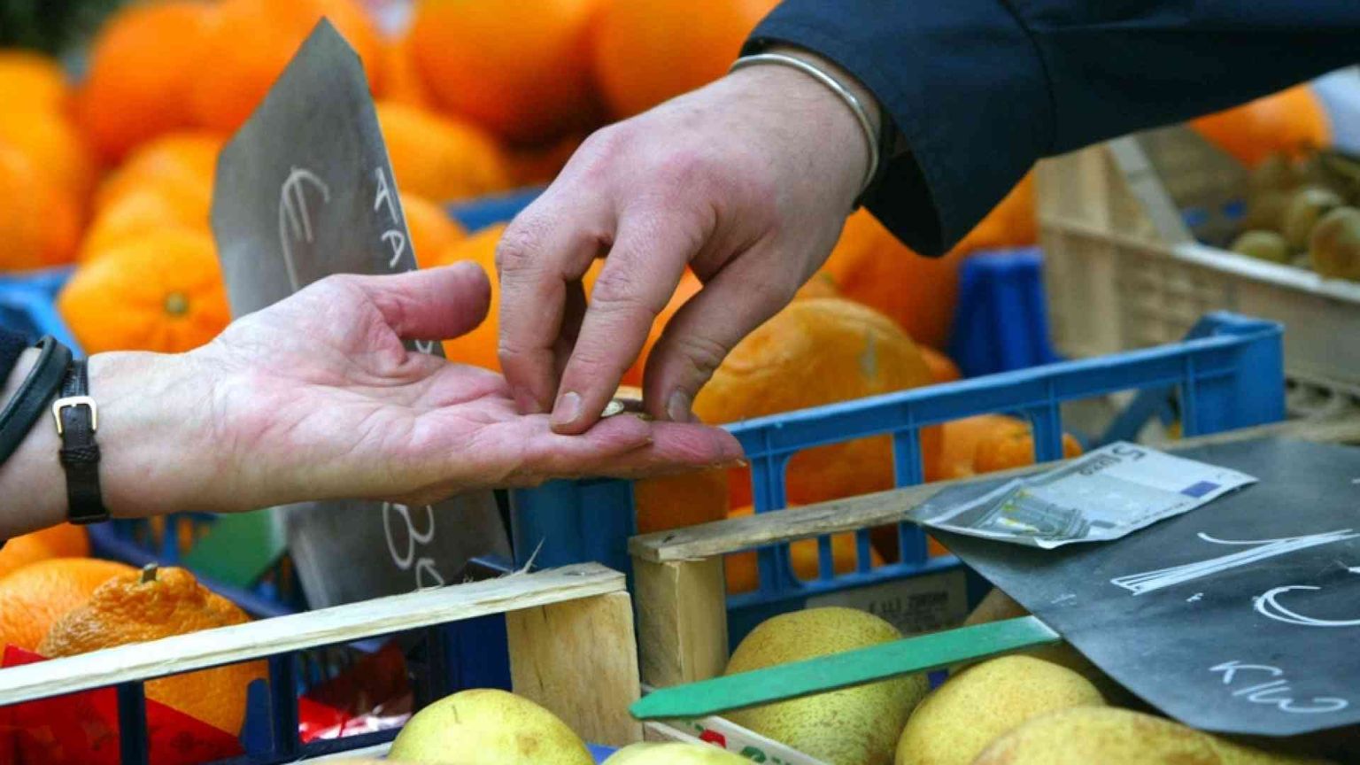 Confcooperative e Censis: 10 milioni di poveri in Italia