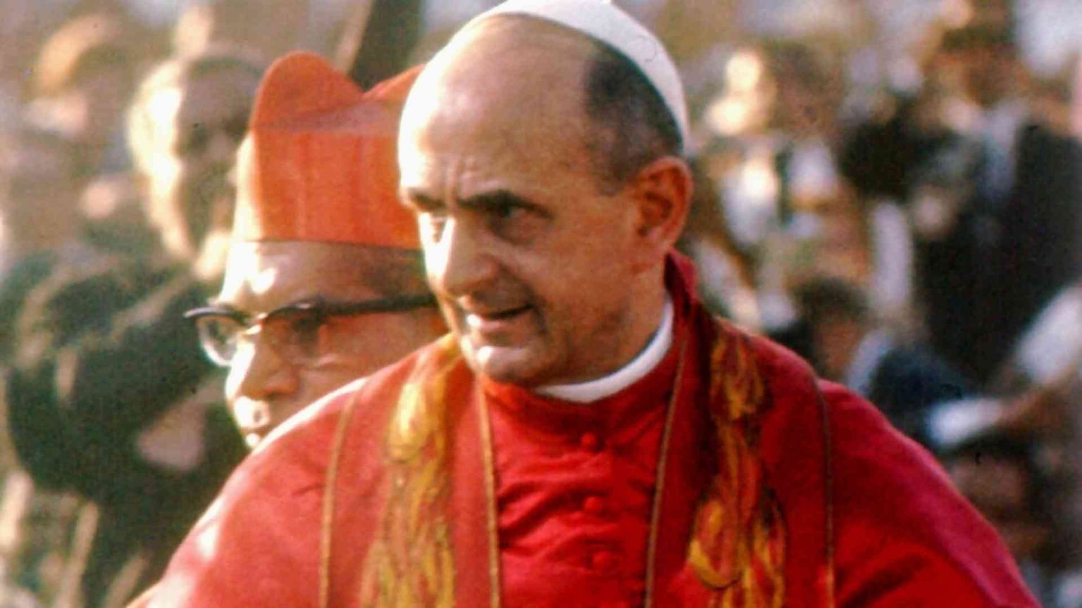 Essere sotto gli occhi di Dio e dentro gli occhi degli altri