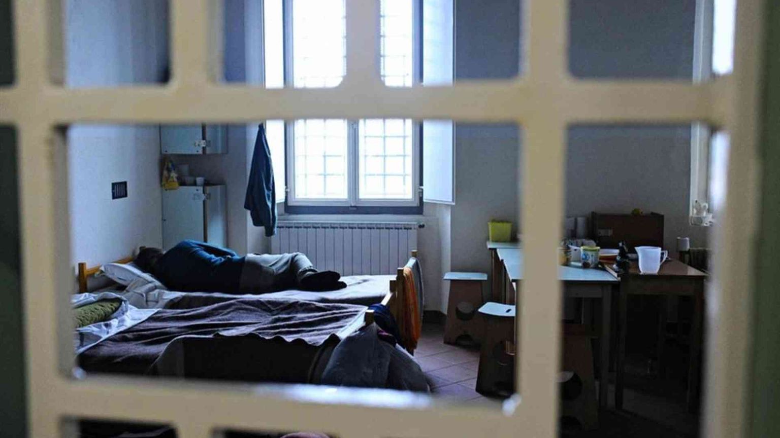 Il 2022 è l’anno dei suicidi in cella. Antigone: «È emergenza salute mentale»