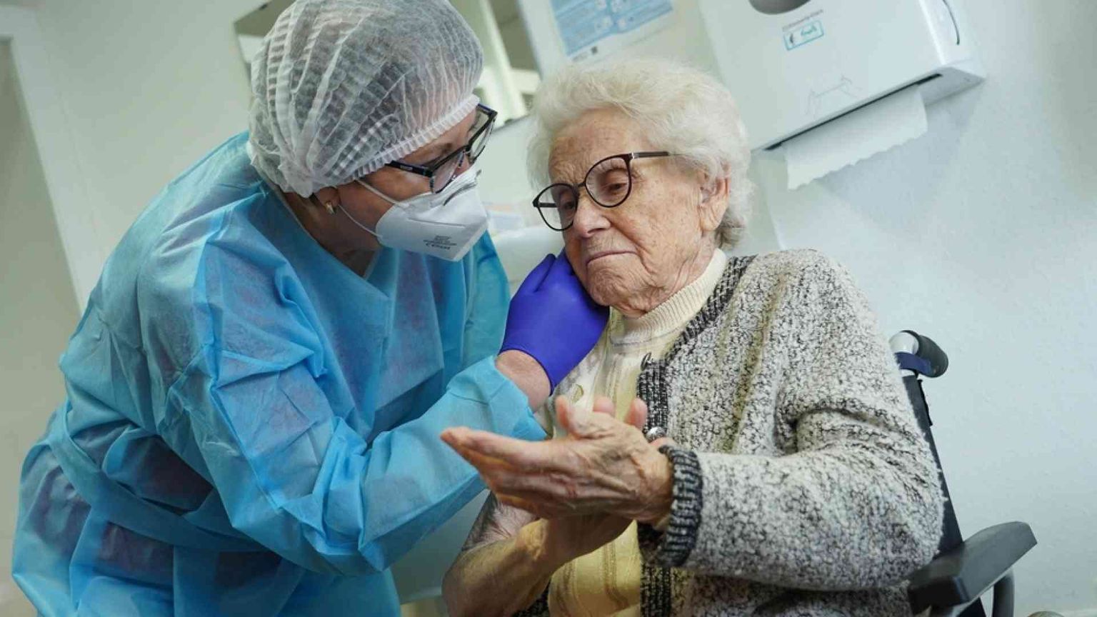 Lasciare al freddo i malati o chiudere. Le Rsa: «Servono aiuti subito»
